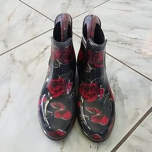 LOVE Moschino rain boots